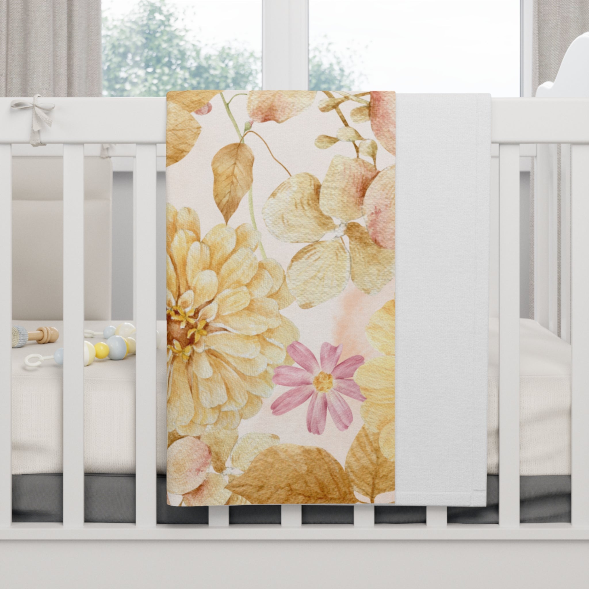 Floral Soft Fleece Baby Blanket - Perfect for Cozy Cuddles